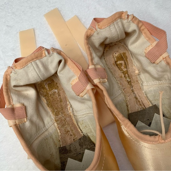 Freed of London Pointe Shoes Classic Deep Vamp SBTDV Diamond Maker Size 5XX - Picture 12 of 17